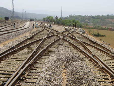 河北重轨渡线交叉道岔